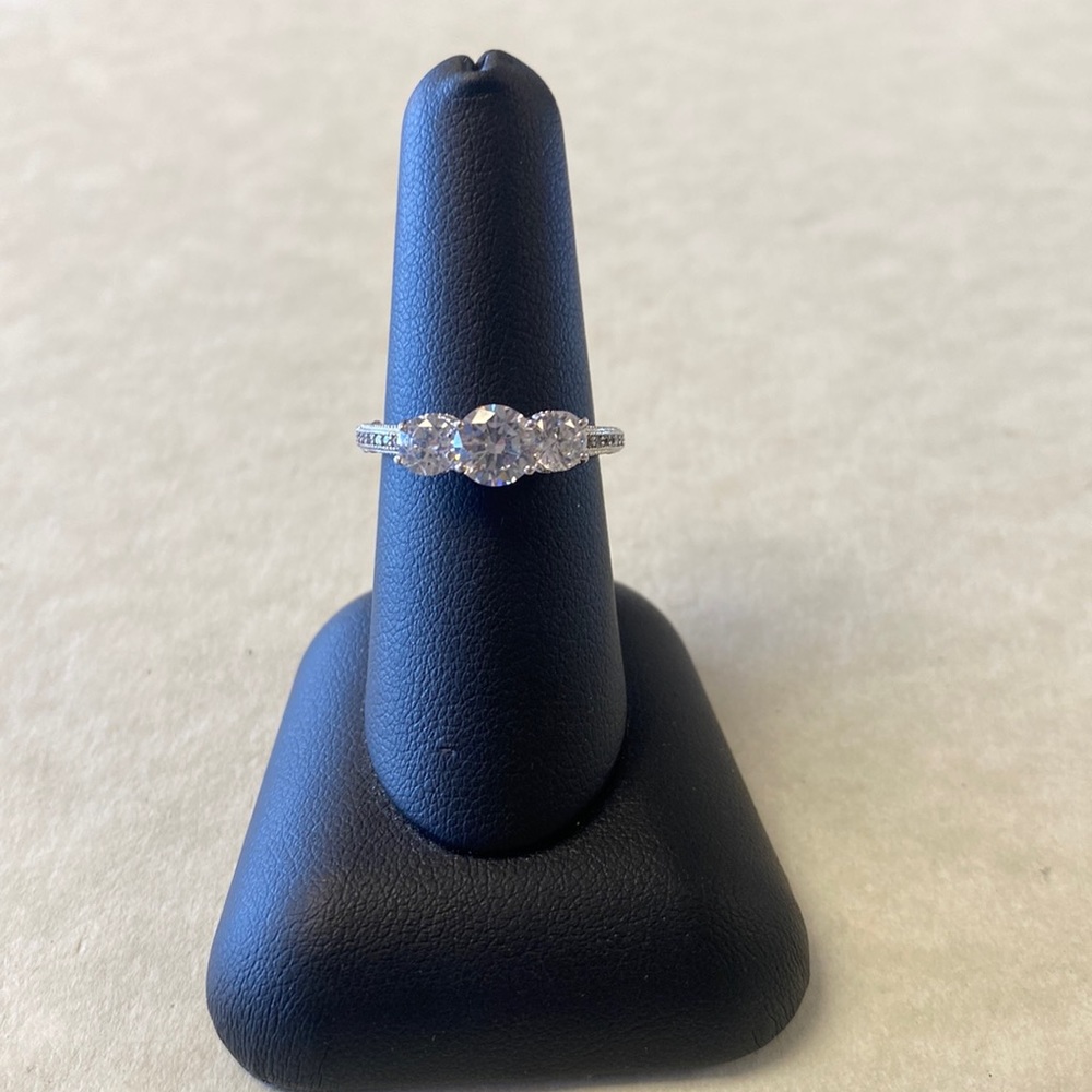 Signed Ygi sterling silver 925 cz ring size 7.0